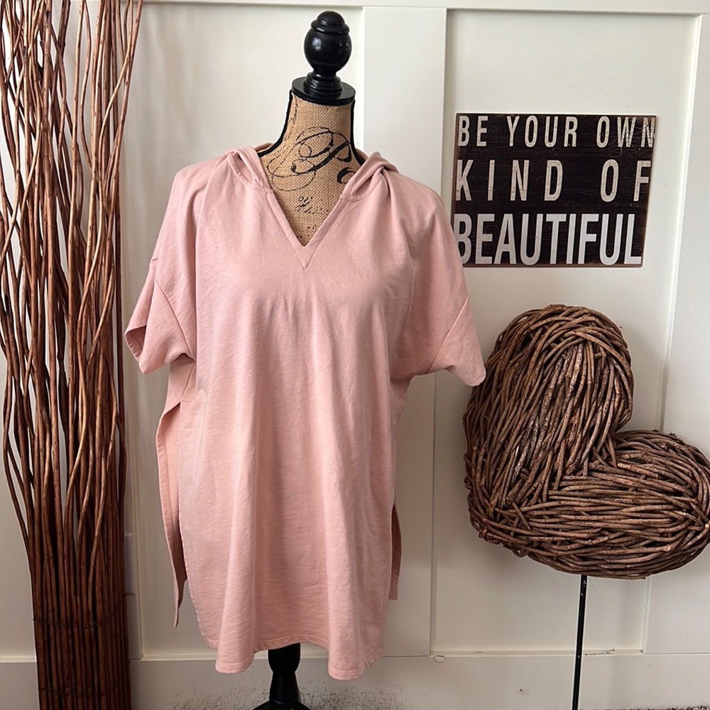Wild Fable Peach Hoodie With Side Splits